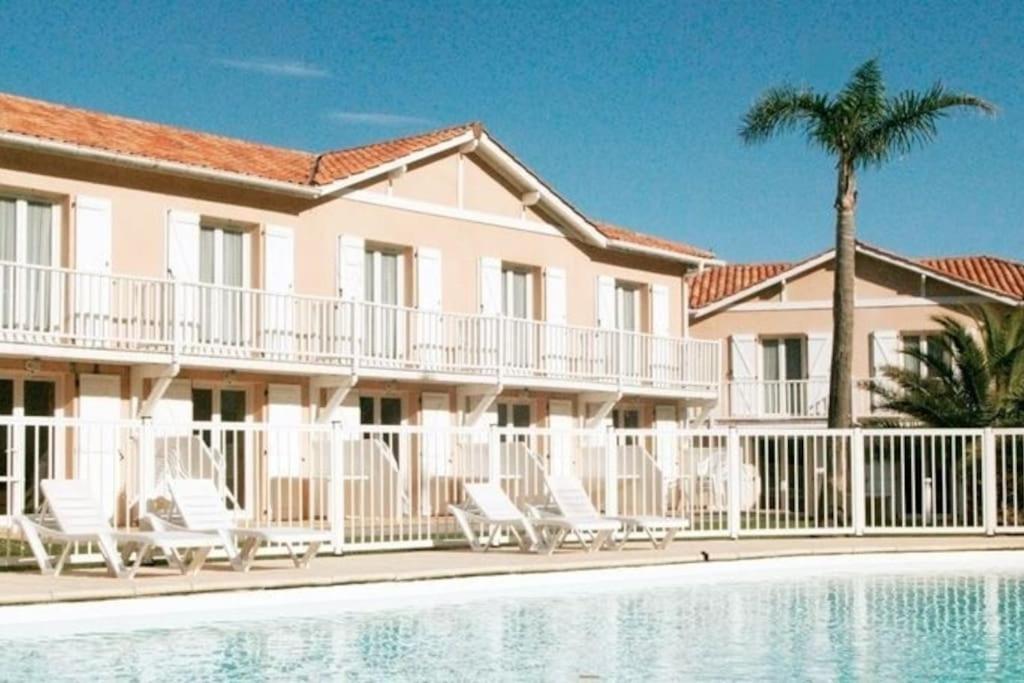 Apartamento T3 En Duplex Avec Grande Piscine Anglet Exterior foto